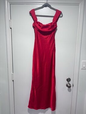 Beginning Boutique | Dresses | Beginning Botique Manhattan Slip Formal Dress Gold Glitter Strappy Sz Small Nwt | Poshmark Beginning Boutique | Dresses | Beginning Botique Manhattan Slip Formal Dress Gold Glitter Strappy Sz Small Nwt | Poshmark
